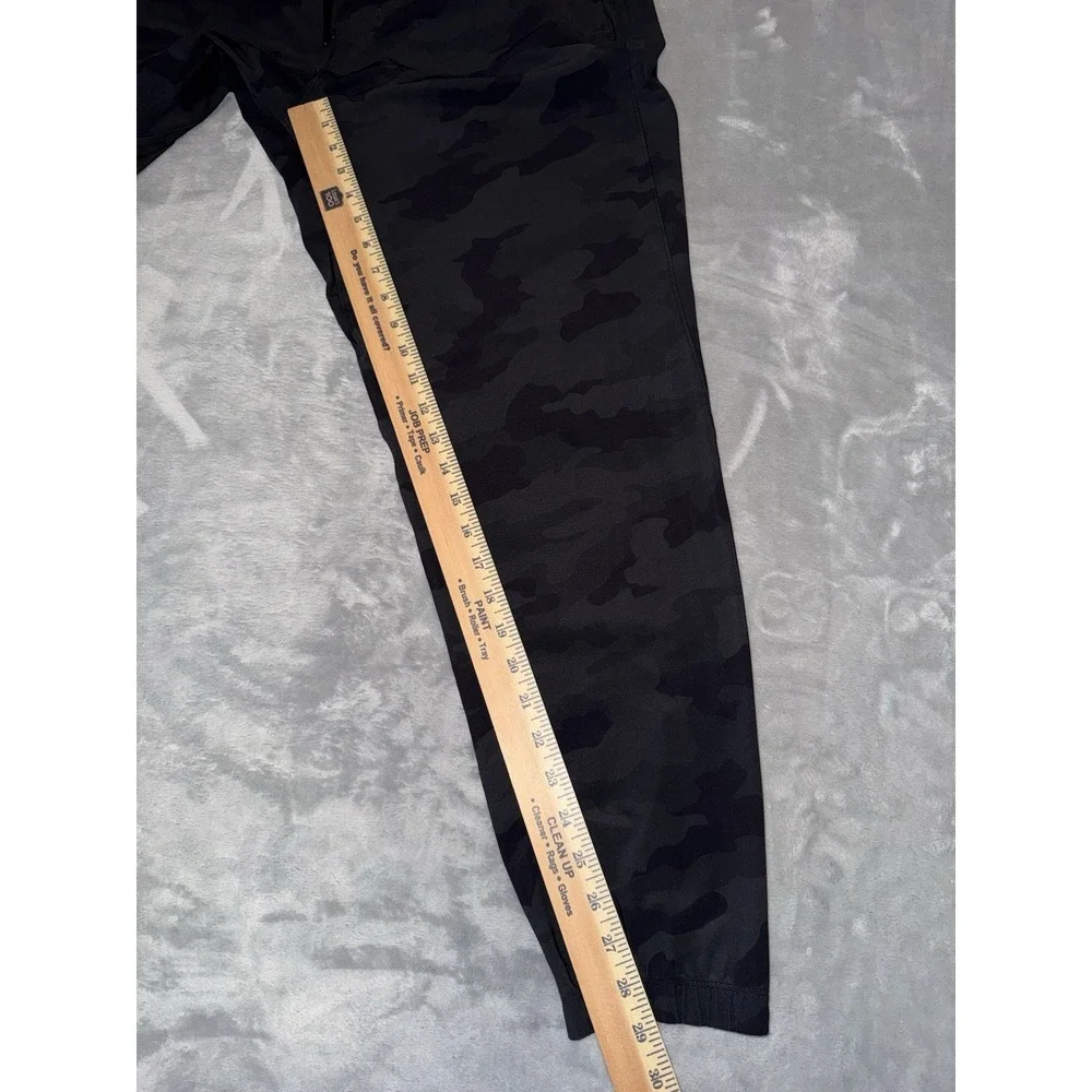 Lululemon Surge Joggers L Heritage Camo Black Athleisure Running Gorpcore Sporty